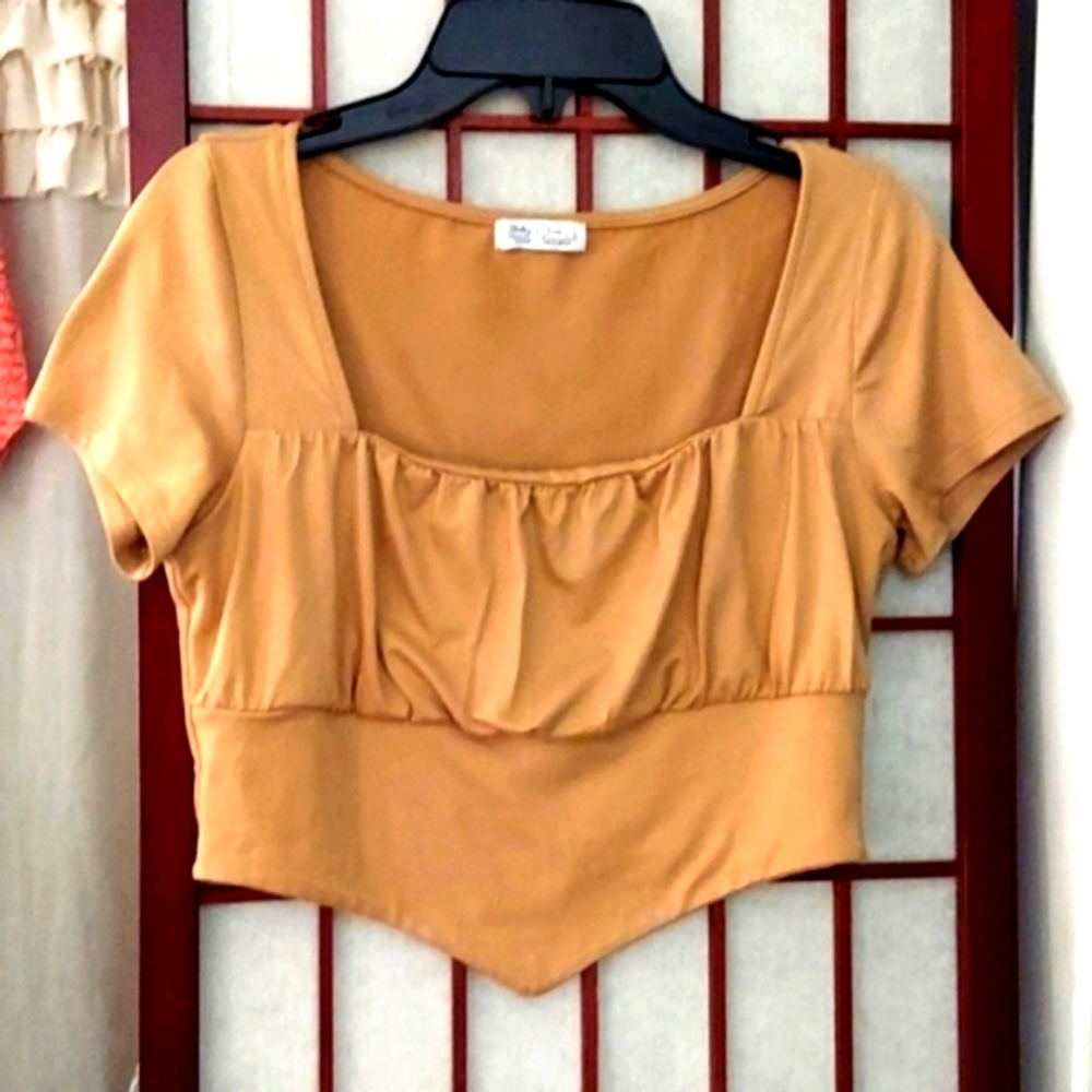 Haley & June Tan Cropped cap sleeve Top Sz L